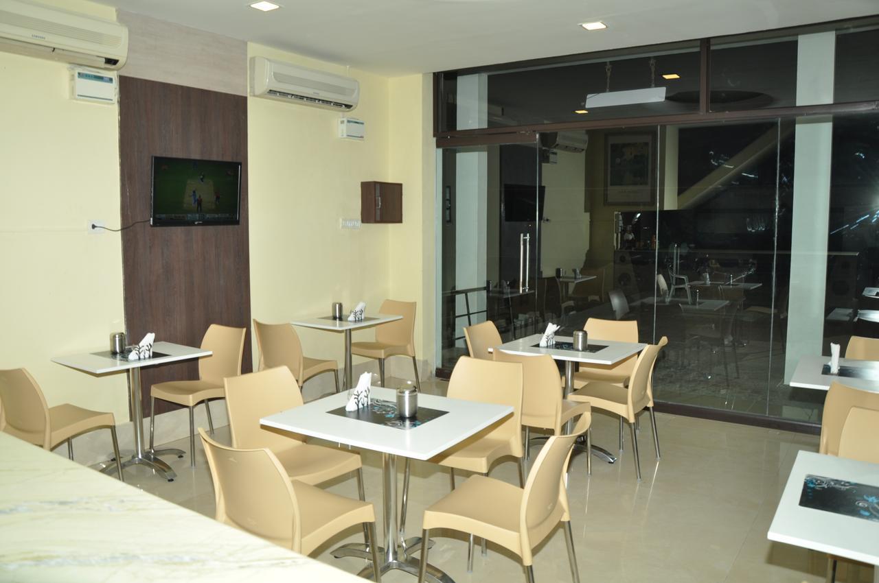 The Naagaa Residency Канчипурам Екстериор снимка